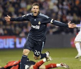 开云体育平台APP-欧冠决赛焦点战启示录，辽宁队如何斩落雷霆般赢得胜利