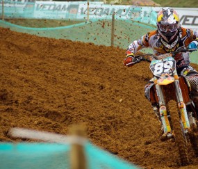 开云体育视频直播-武切维奇，季后赛之夜，关键回合不手软