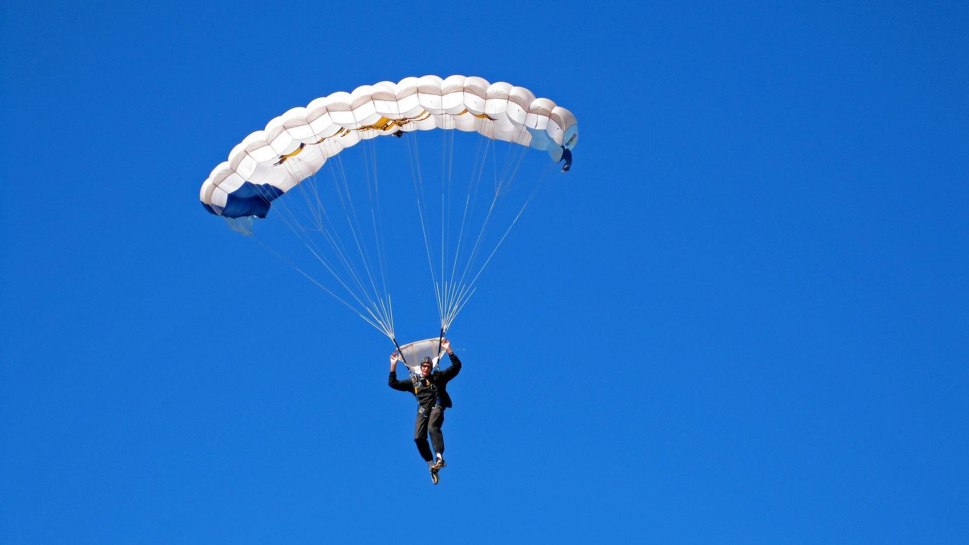 西甲国家德比之夜，保罗对手完全无解