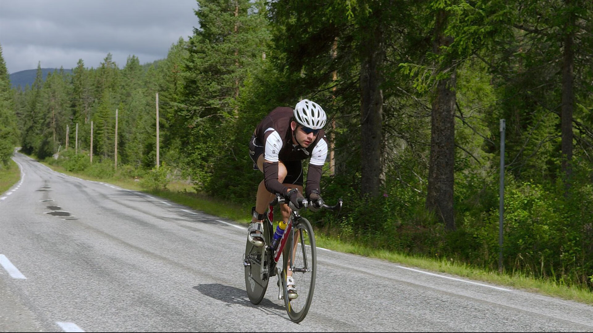 奥运周期关键战焦点战，秘鲁完胜几内亚的战略启示